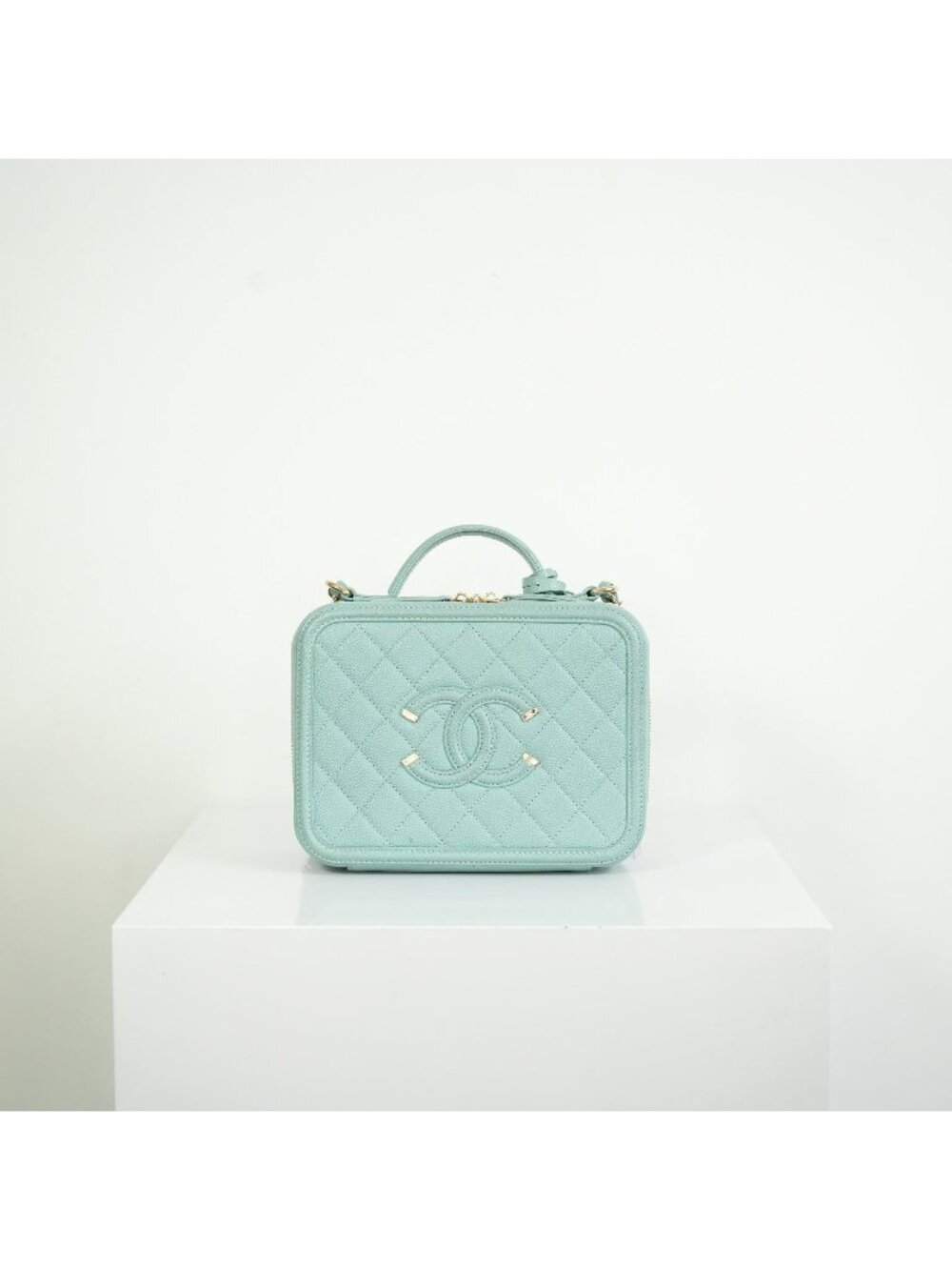 Chanel CC Filigree Light Blue Caviar Quilted Leather Vanity Case